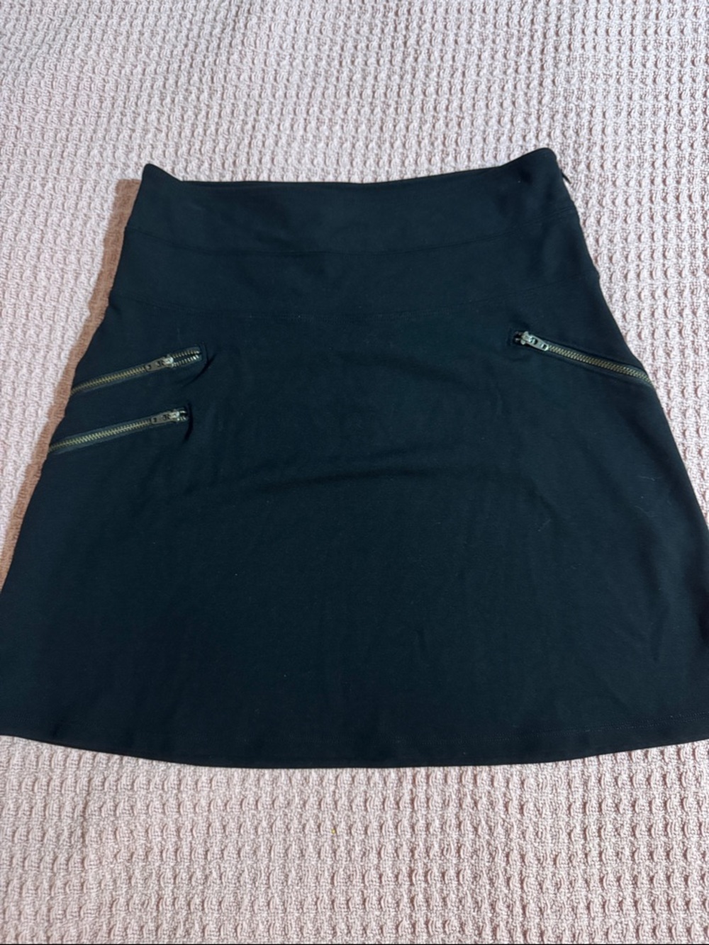 Athleta Black A-Line Skirt with Zip Pocket Accents Size 2